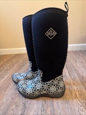 Muck Boot Company Women's Black & White Patterned Tall Waterproof Boots